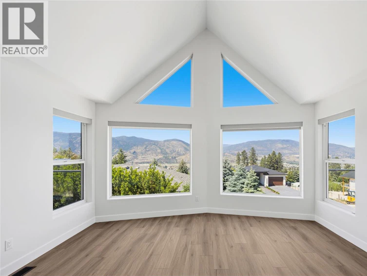 2850 Evergreen Drive, Penticton, BC, V2A 7T1 - 4