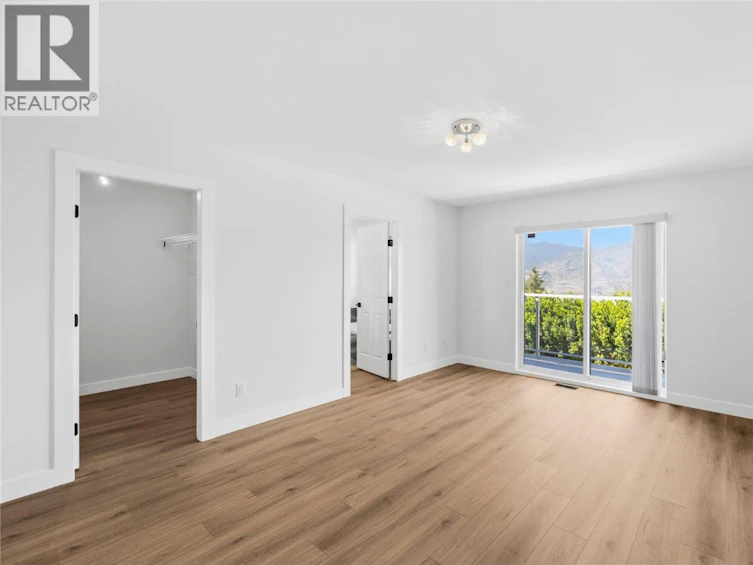 2850 Evergreen Drive, Penticton, BC, V2A 7T1 - 14