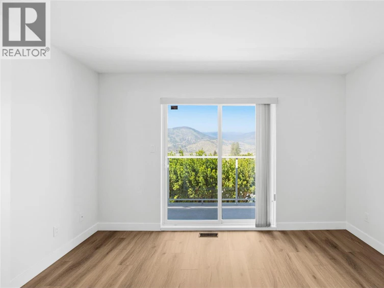 2850 Evergreen Drive, Penticton, BC, V2A 7T1 - 15
