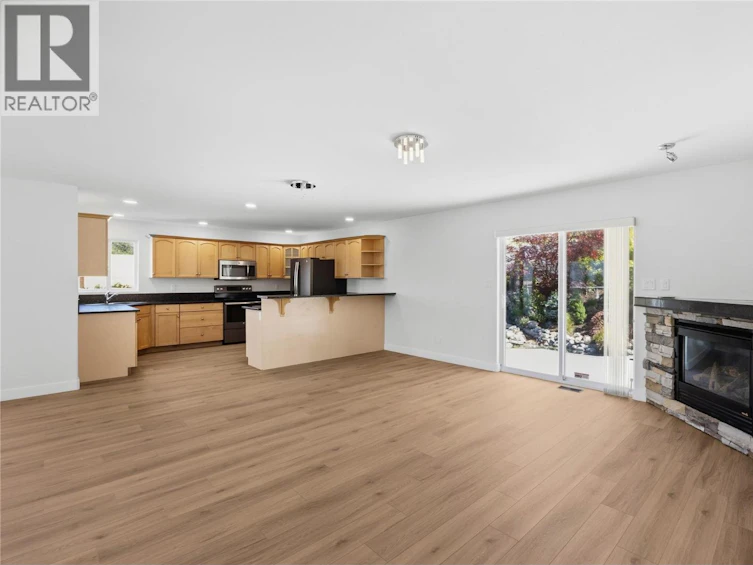 2850 Evergreen Drive, Penticton, BC, V2A 7T1 - 10