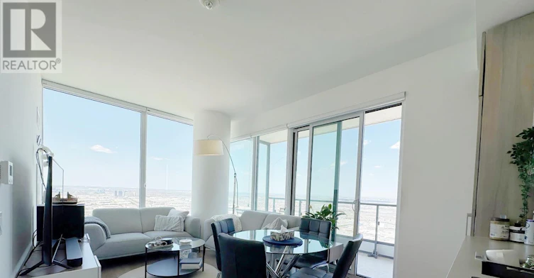 5702-950 Portage Parkway, Vaughan, ON, L4K 0J7