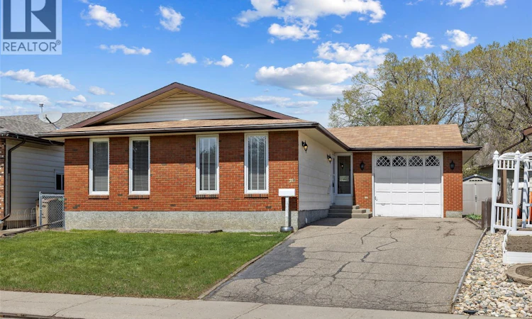 21 Merlin Crescent N