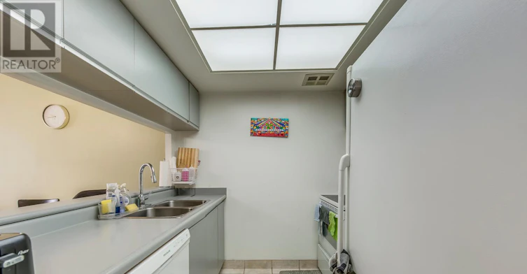 216-250 Webb Drive, Mississauga, ON, L5B 3Z4 - 5