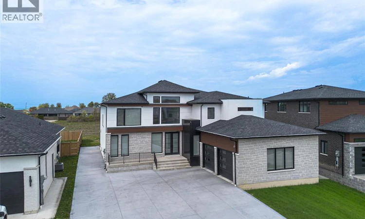 7 Cypress Pointe