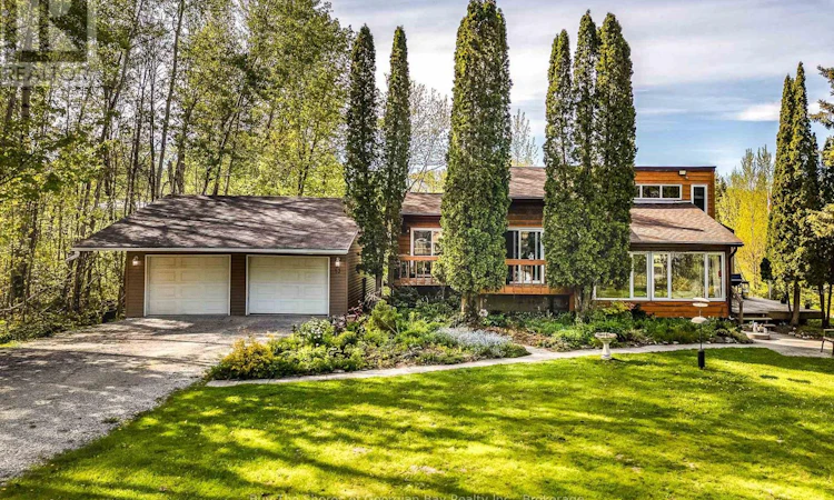 13 Crescent Drive