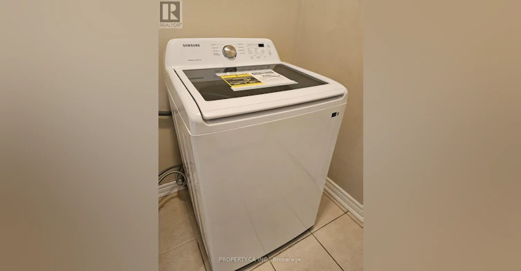 23 Panorama Way, Hamilton, ON, L8E 6C6 - 23