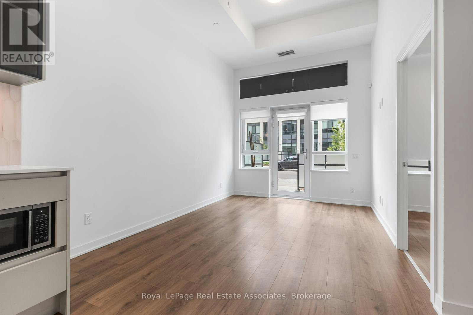 114-405 Dundas Street W, Oakville, ON, L6M 4P9 - 6