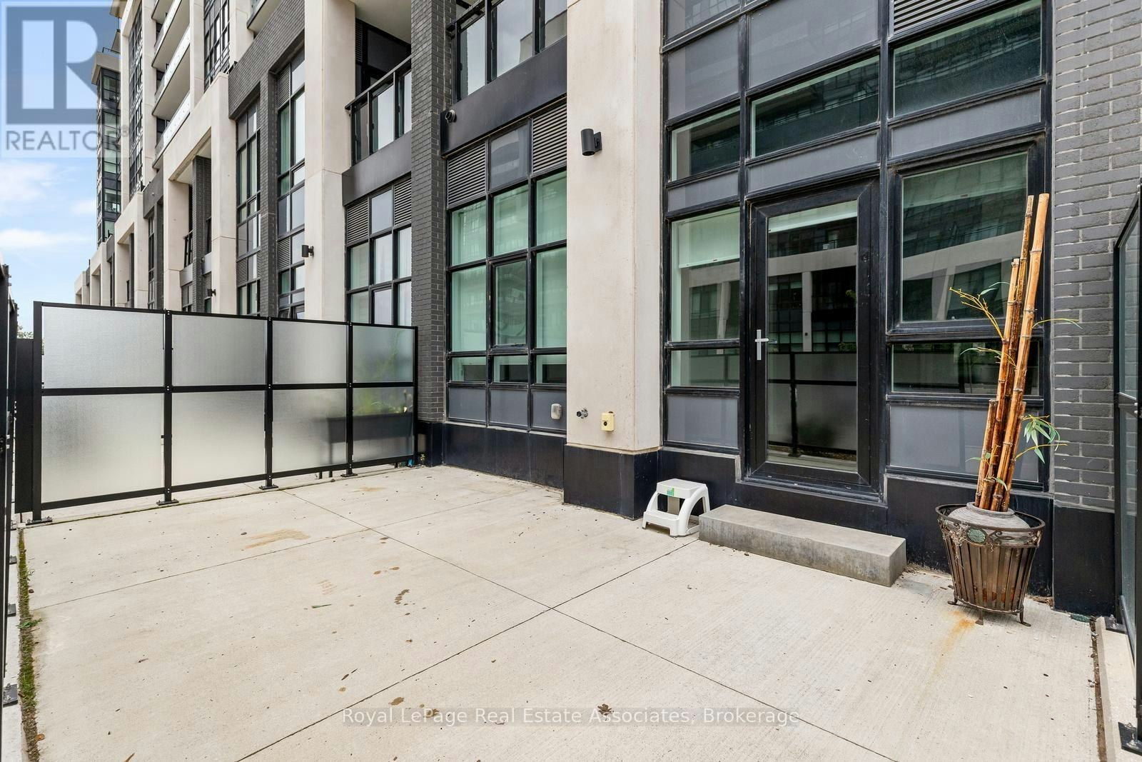 114-405 Dundas Street W, Oakville, ON, L6M 4P9 - 16