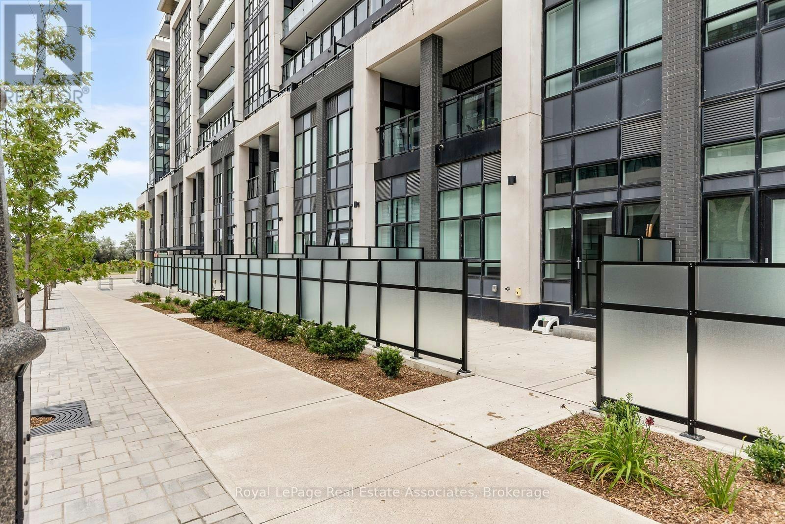 114-405 Dundas Street W, Oakville, ON, L6M 4P9 - 18