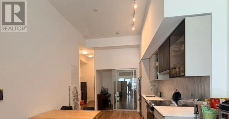 114-405 Dundas Street W, Oakville, ON, L6M 4P9 - 2