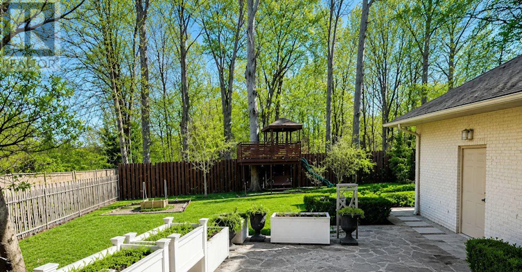 1 Tudor Gate, Toronto, ON, M2L 1N3 - 44