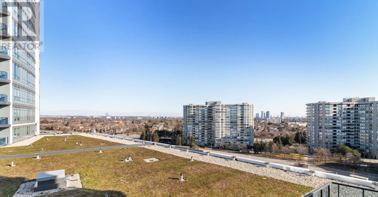 909-30 Upper Mall Way, Vaughan, ON, L4J 0L7 - 31