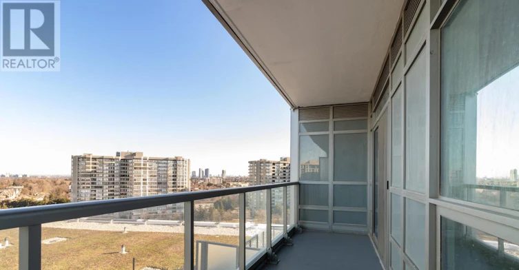 909-30 Upper Mall Way, Vaughan, ON, L4J 0L7 - 28