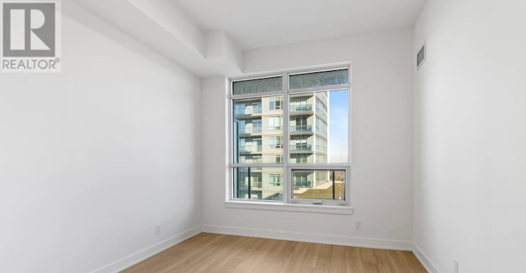 909-30 Upper Mall Way, Vaughan, ON, L4J 0L7 - 36