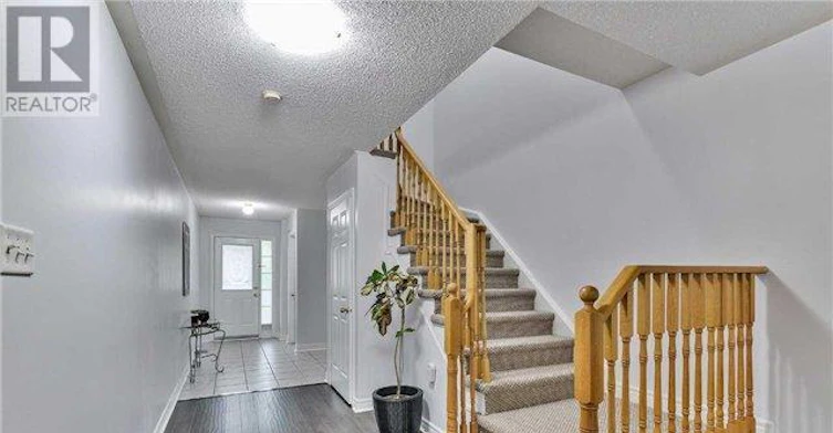 34 Ridgemore Crescent, Brampton, ON, L7A 2L4 - 2