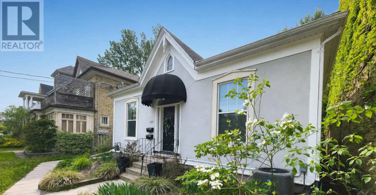 355 Central Avenue, London, ON, N6B 2E3 - 2