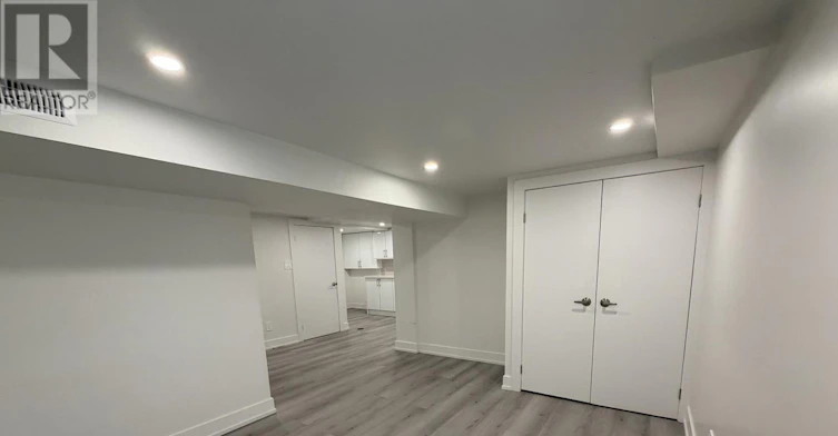 LOWER-9 Sanderson Road, Toronto, ON, M9V 1C6 - 17