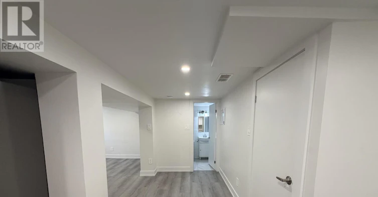 LOWER-9 Sanderson Road, Toronto, ON, M9V 1C6 - 11