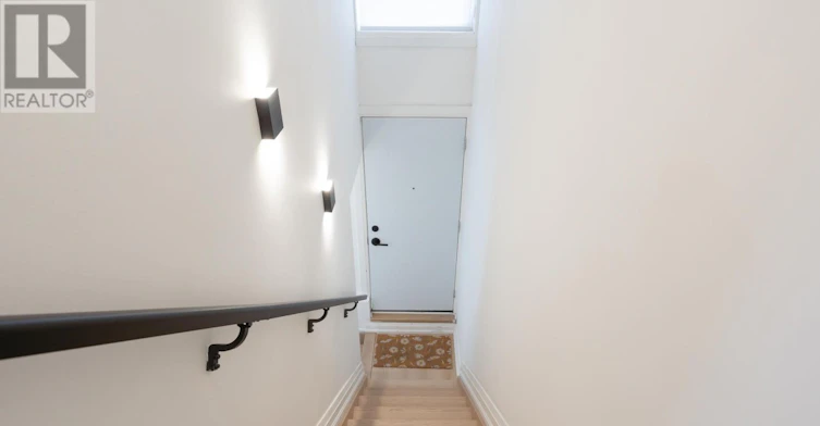 E-218 Aileen Avenue, Toronto, ON, M6M 1G4 - 16