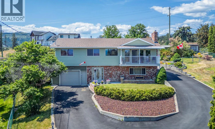 2489 Chieftain Road