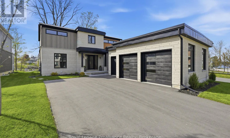 107 Villeneuve Drive