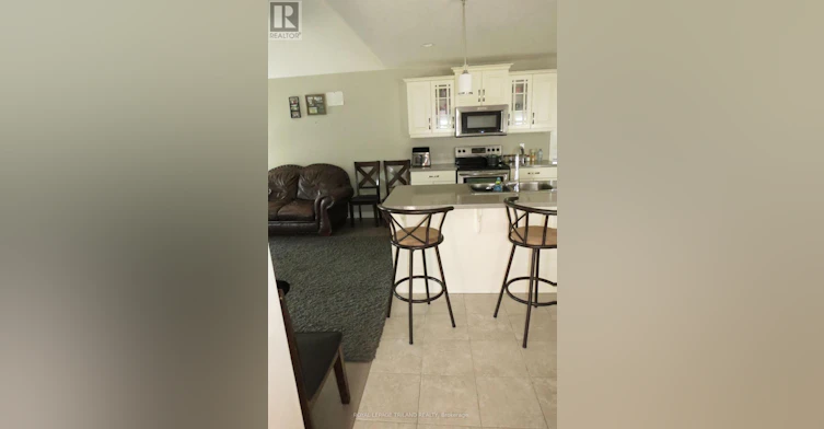 MAIN LEVEL-204 Peach Tree Boulevard, St. Thomas, ON, N5R 0E3 - 13