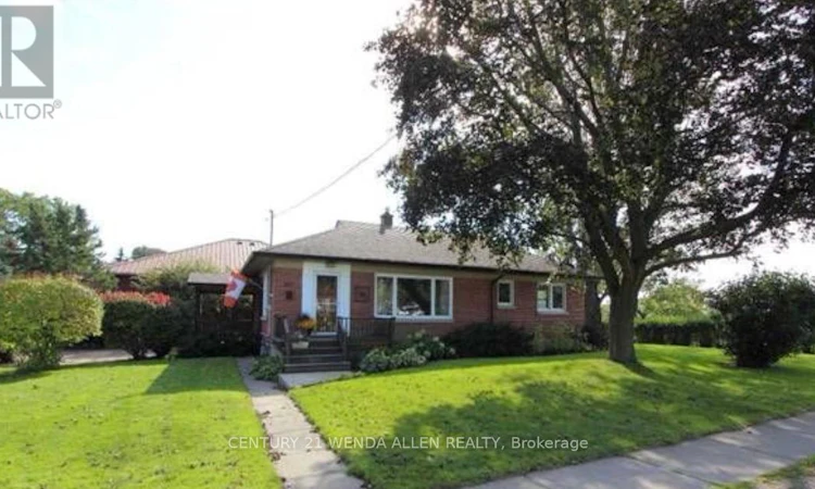 607 Mary Street W