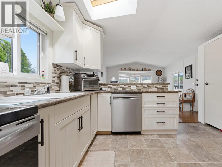 211-6710 Tronson Road, Vernon, BC, V1H 1X6 - 10