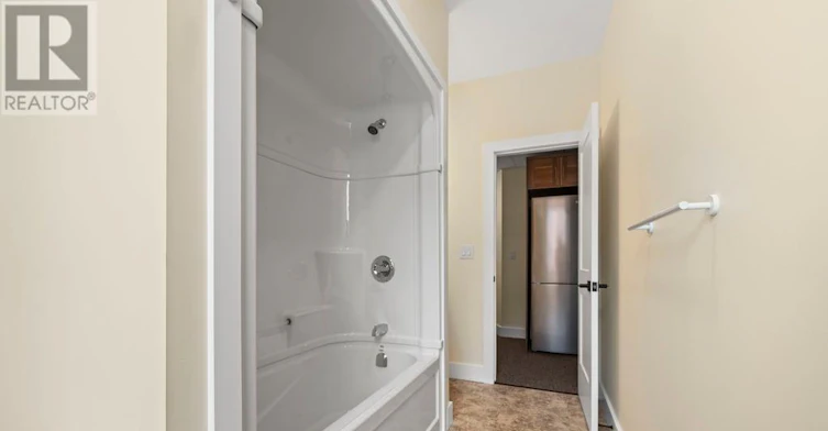 2-408 Talbot Street, St. Thomas, ON, N5P 1B8 - 23