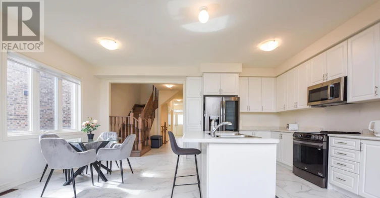 38 Silver Meadow Gdns Gardens N, Hamilton, ON, L8B 1Z4 - 15