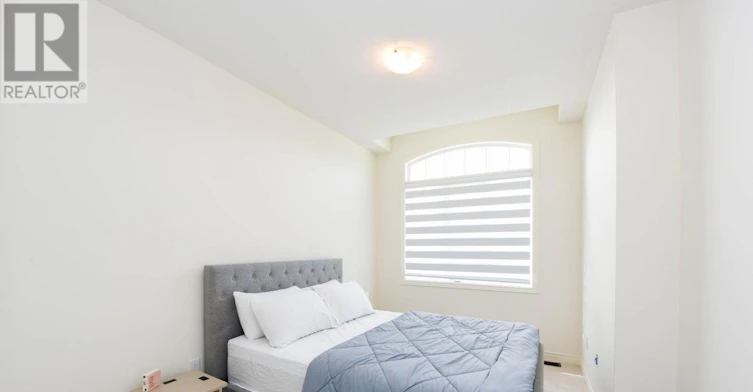 38 Silver Meadow Gdns Gardens N, Hamilton, ON, L8B 1Z4 - 7