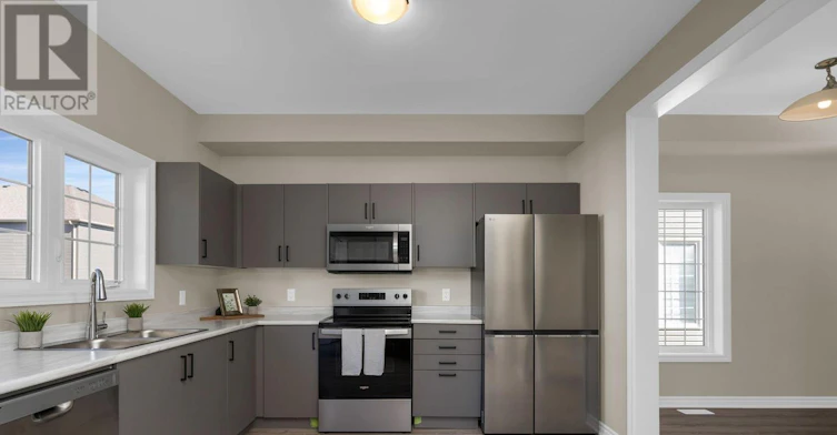 214 Cubitt Street, Clearview, ON, L0M 1S0 - 10