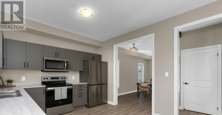 214 Cubitt Street, Clearview, ON, L0M 1S0 - 11
