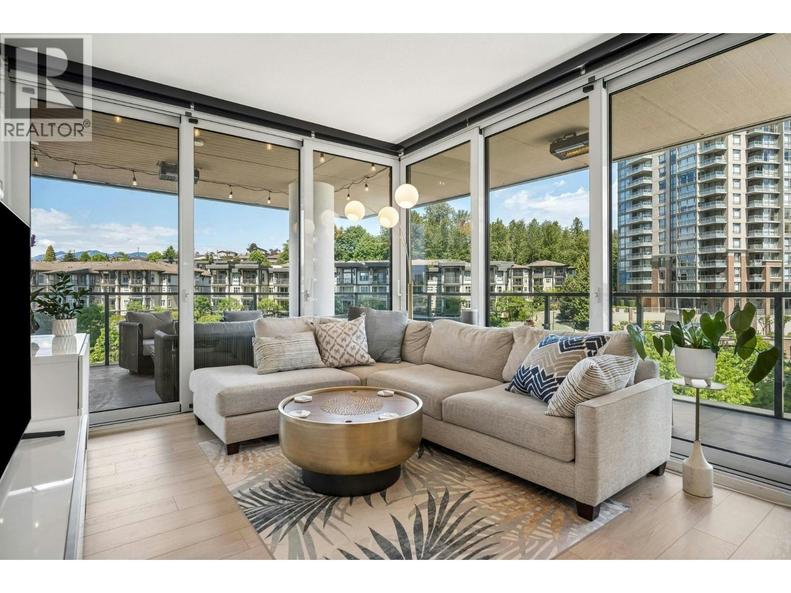 404-4880 Lougheed Highway, Burnaby, BC, V5C 0N1