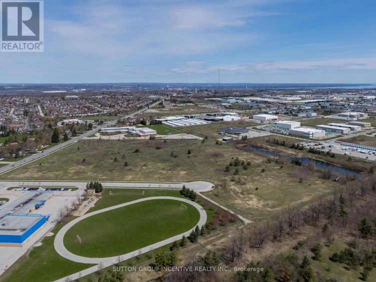 740 Essa Road, Barrie, ON, L4N 9E9 - 10
