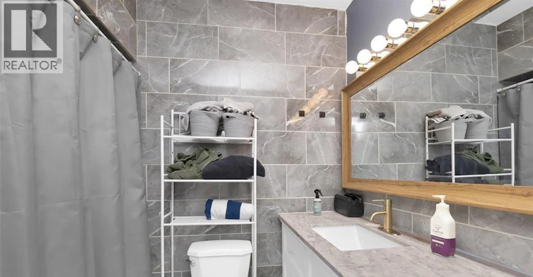 3484 Peter Street, Windsor, ON, N9C 1J3 - 10