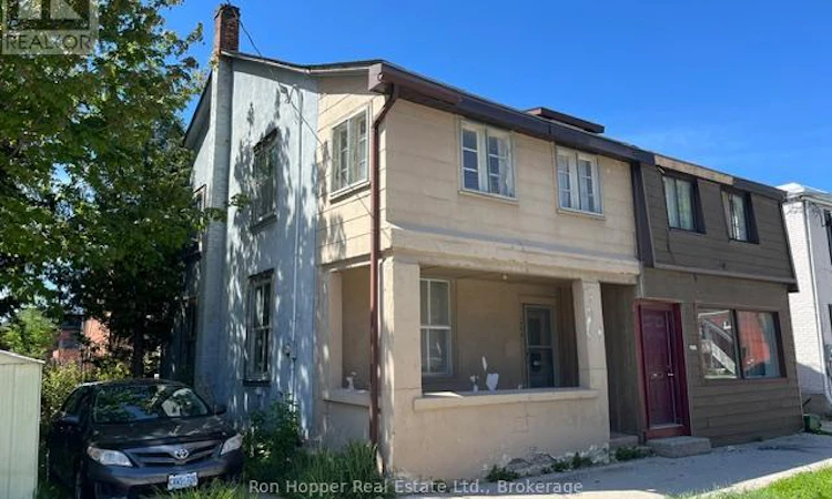 1086 3rd Avenue E