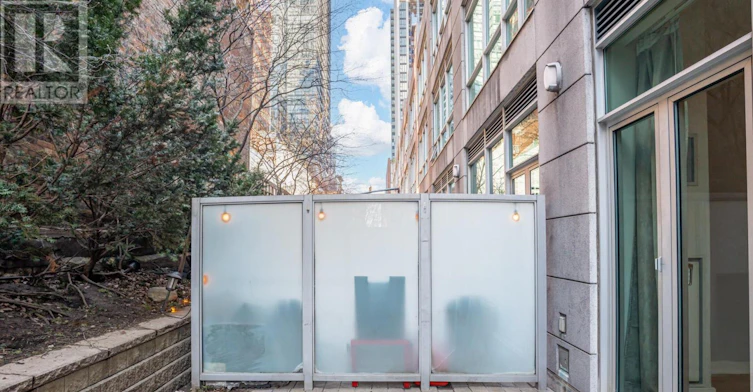 G09-350 Wellington Street W, Toronto, ON, M5V 3W9 - 23