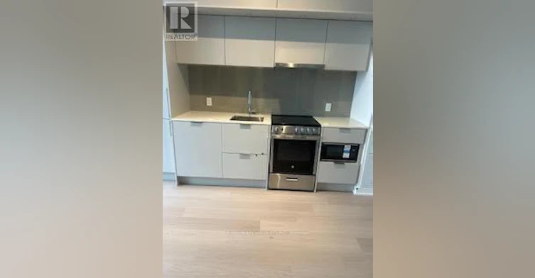 105-448 Burnhamthorpe Road W, Mississauga, ON, L5B 3Y4