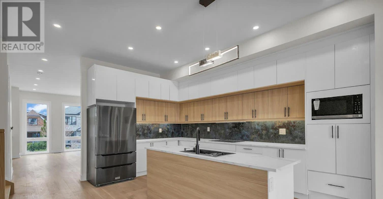 138 Bowie Avenue, Toronto, ON, M6E 2R2 - 37
