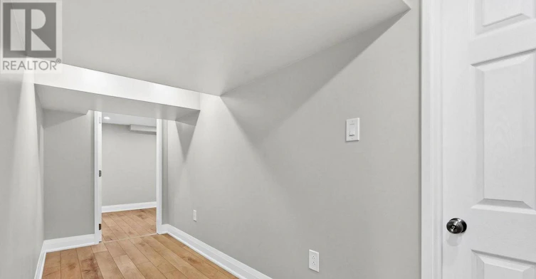 BASEMENT-4848 Second Avenue, Niagara Falls, ON, L2E 4J1 - 4
