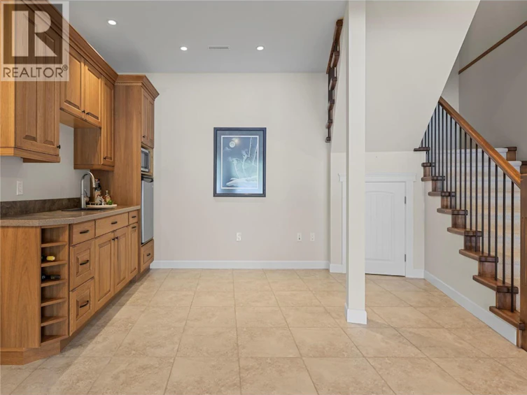 3898 Parri Road, Sorrento, BC, V0E 2W0 - 59