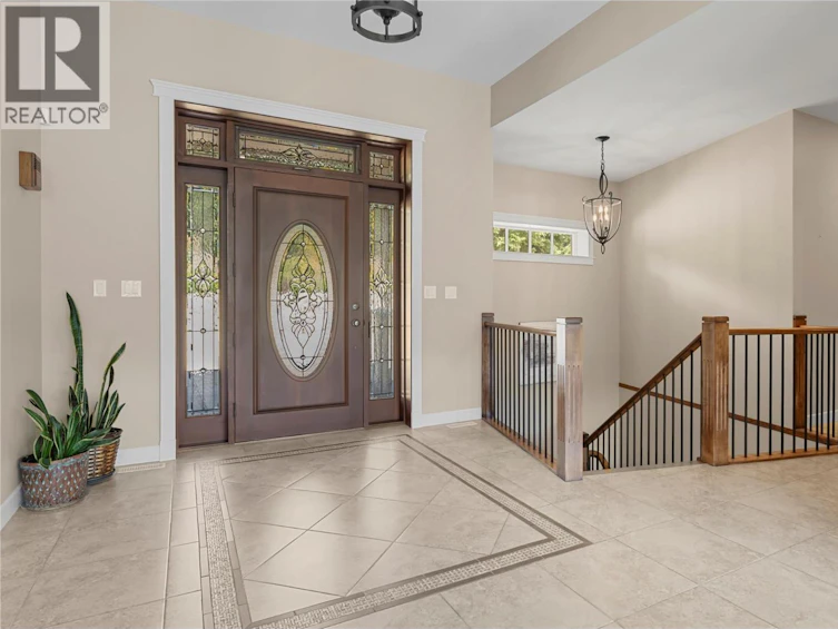 3898 Parri Road, Sorrento, BC, V0E 2W0 - 24