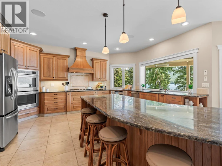 3898 Parri Road, Sorrento, BC, V0E 2W0 - 27