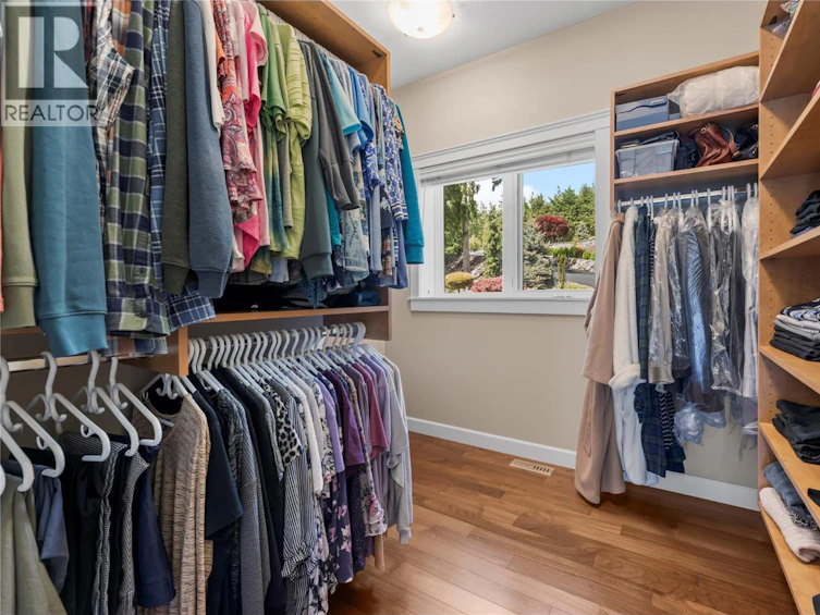 3898 Parri Road, Sorrento, BC, V0E 2W0 - 47