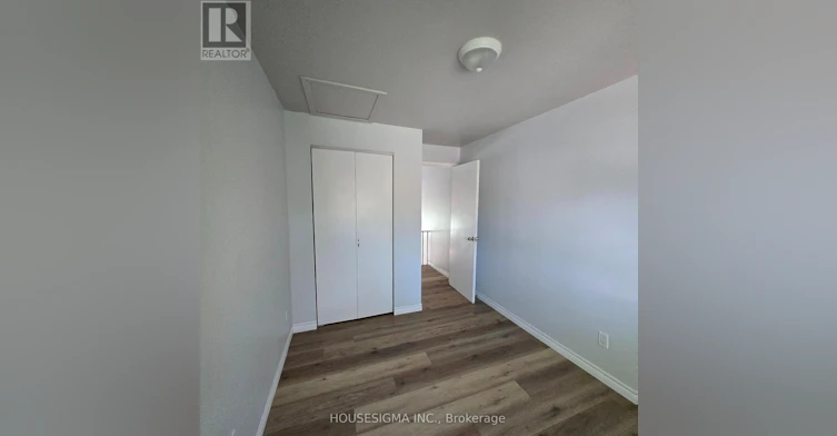 110 Overlea Drive, Kitchener, ON, N2M 1T1 - 9