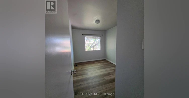 110 Overlea Drive, Kitchener, ON, N2M 1T1 - 7
