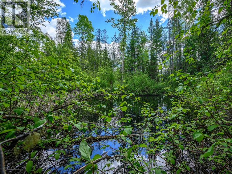 8290 Lincoln Road, Vernon, BC, V1B 3M8 - 4