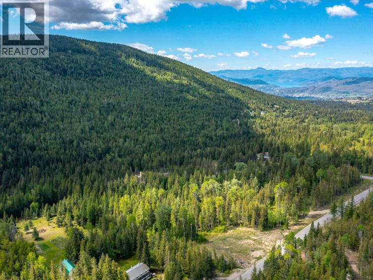 8290 Lincoln Road, Vernon, BC, V1B 3M8 - 10