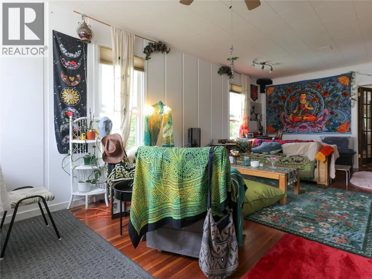 1204 Front Street, Nelson, BC, V1L 4C4 - 5